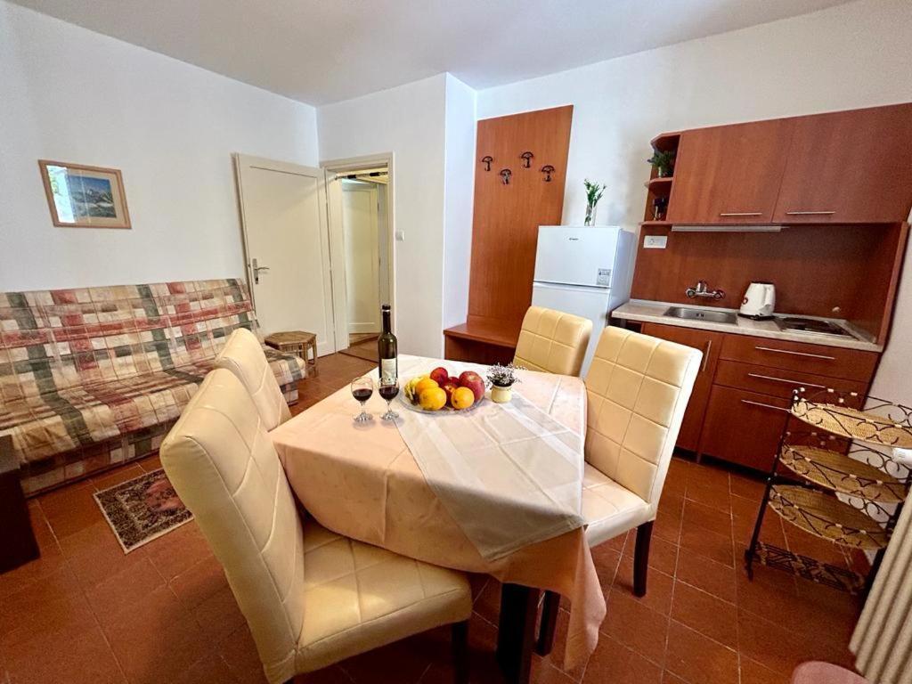 Apartmani Soljaga Petrovac Bagian luar foto