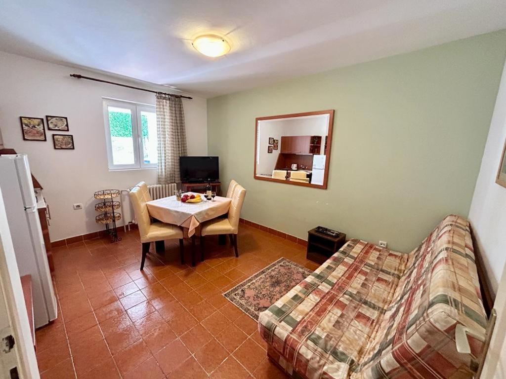 Apartmani Soljaga Petrovac Bagian luar foto
